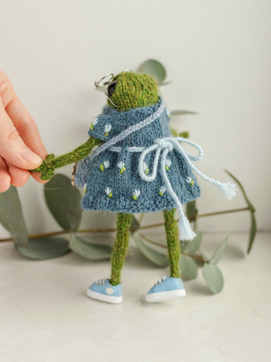 Mrs. Forget-me-not Frog