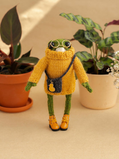 Miss Duck Lover Frog