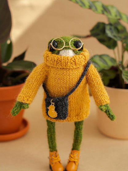 Miss Duck Lover Frog