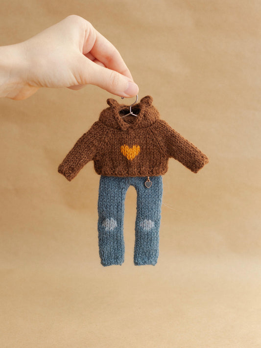 Mr. Bear Frog Outfit