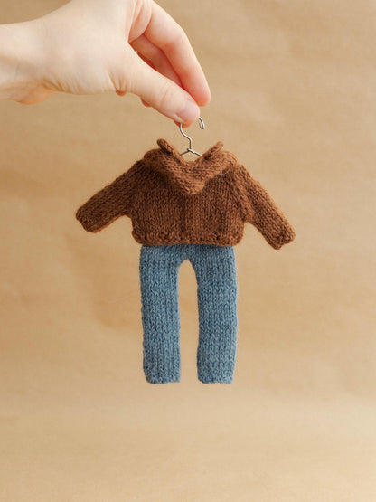 Mr. Bear Frog Outfit