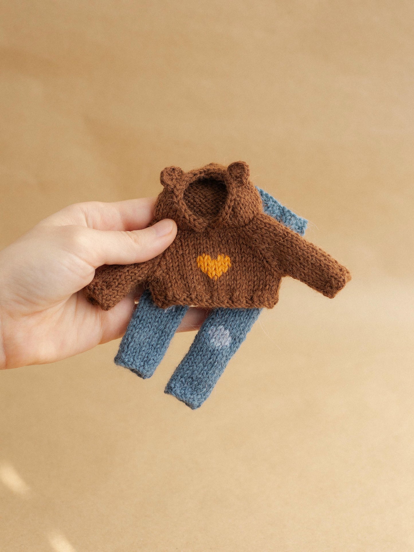 Mr. Bear Frog Outfit