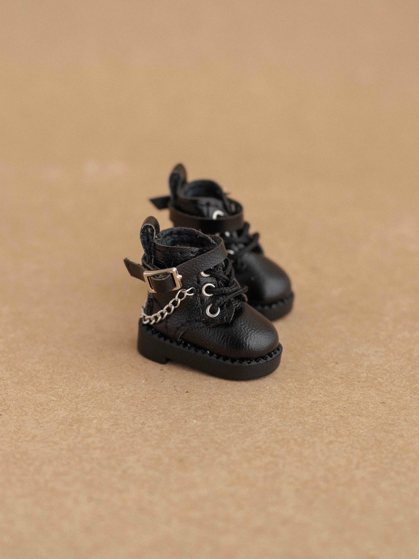 Black Shoes with Chain