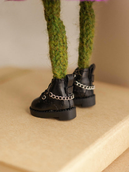 Gray Shoes with Chain