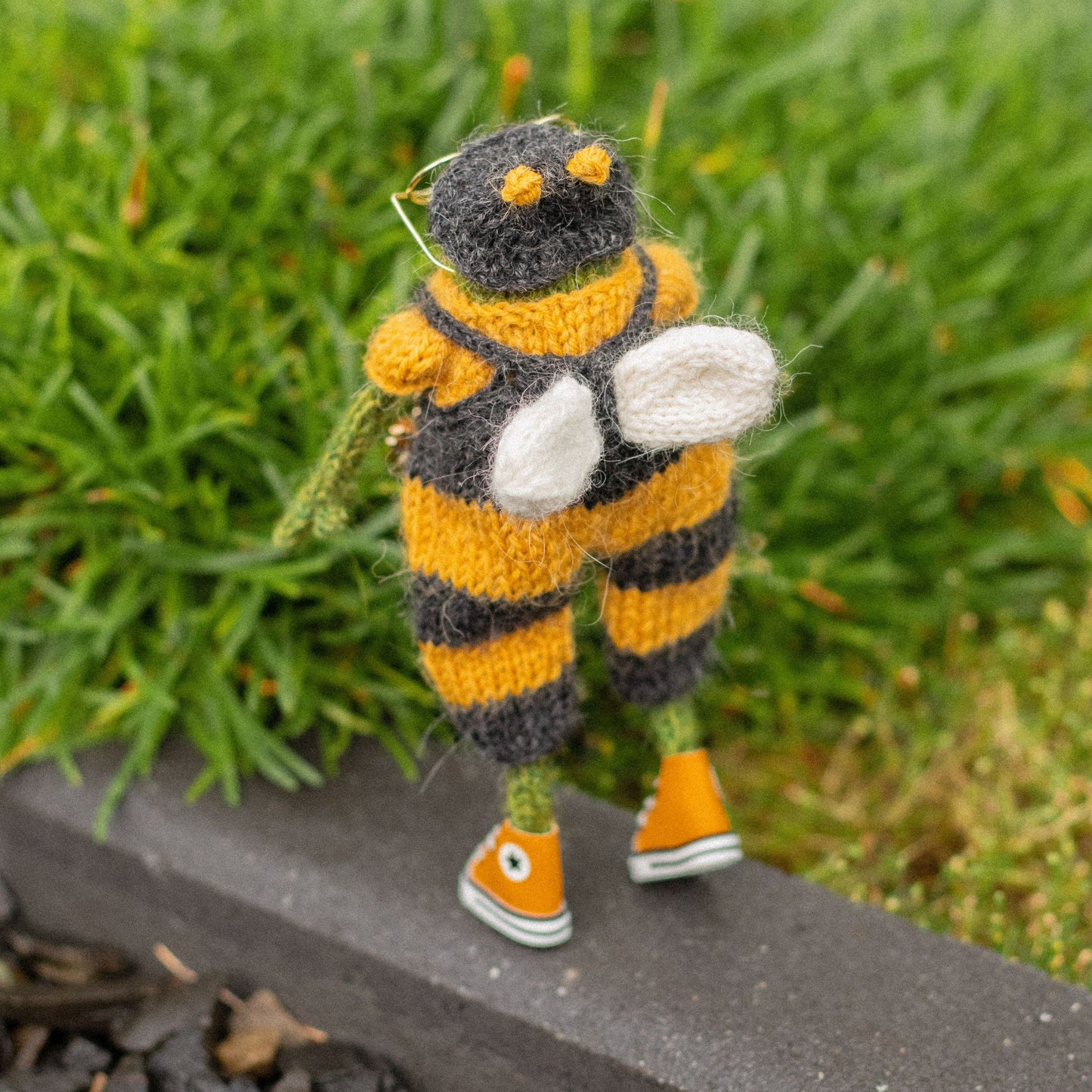 Bumblebee Outfit Knitting Pattern for Knitted Frog (PDF)
