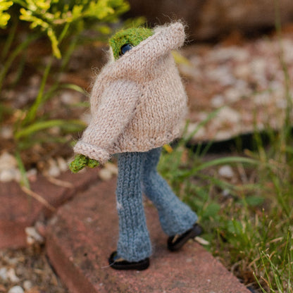 Open Front Hoodie Knitting Pattern for Knitted Frog (PDF)