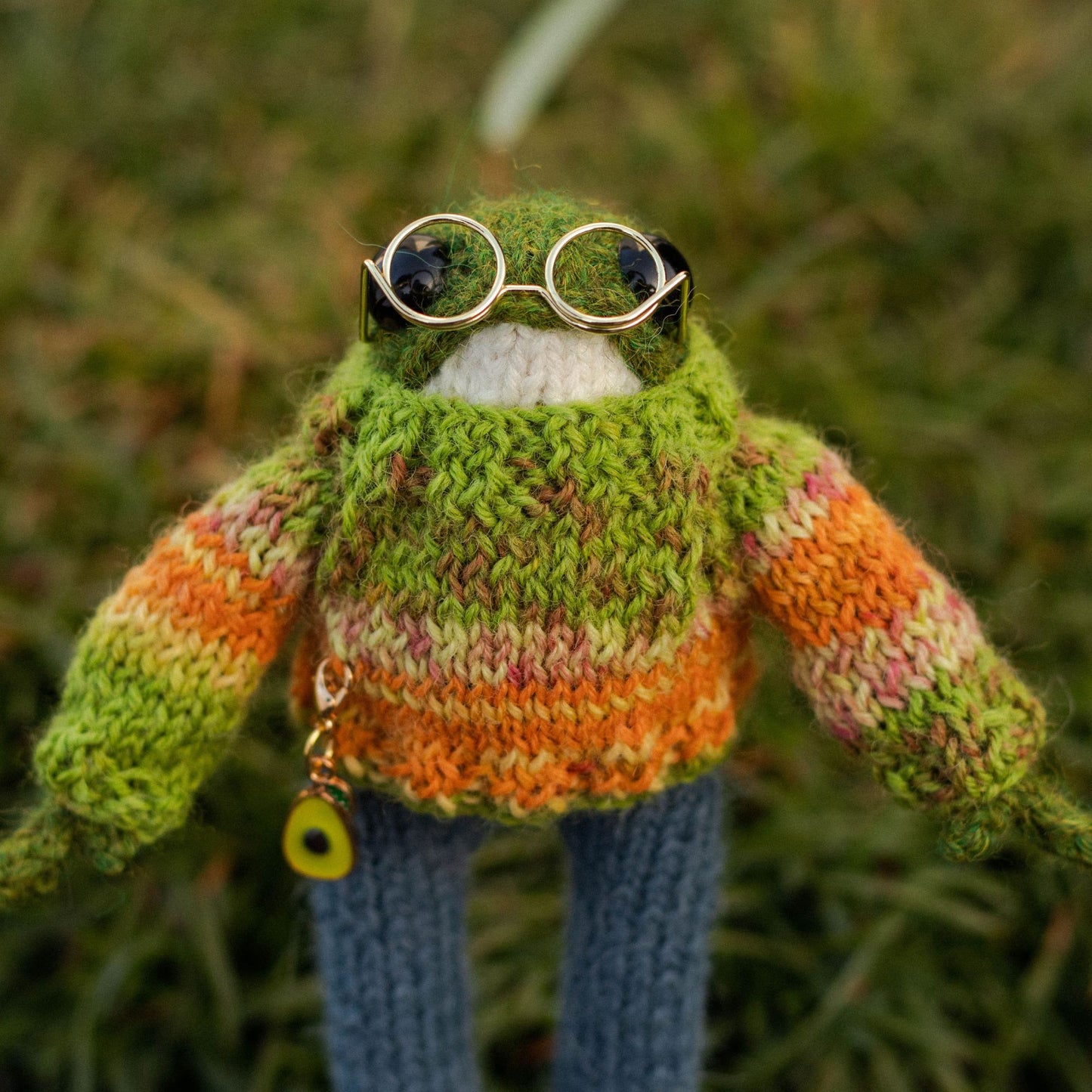 Frog Sweater Knitting Pattern for Knitted Frog (PDF)