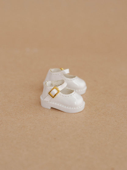 White MaryJane Shoes