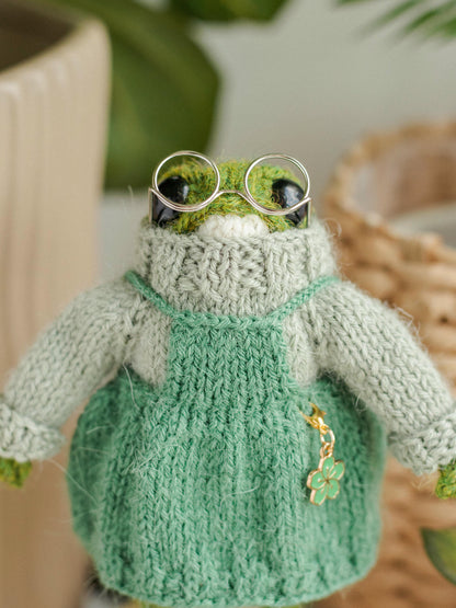 Miss Garden Frog