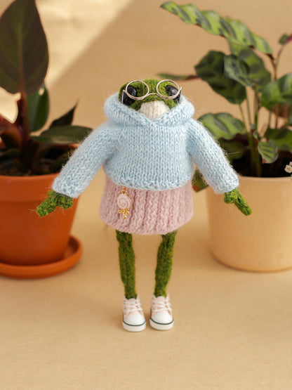 Miss Ice Cream Frog