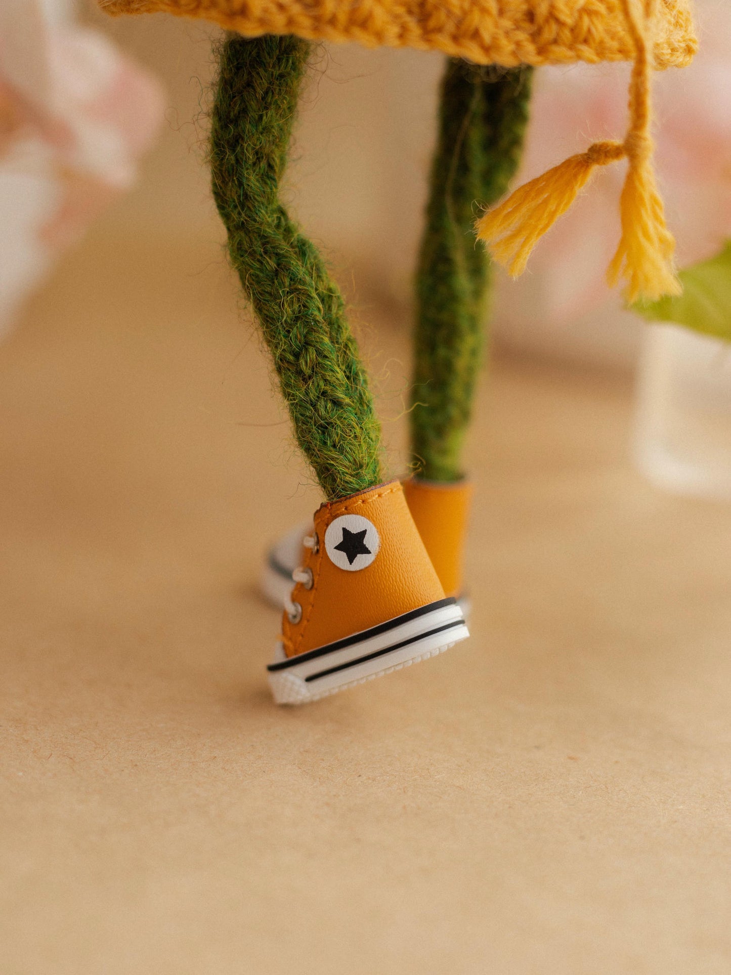Miss Narcissus Frog