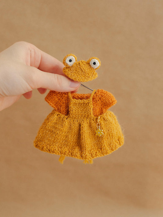 Froggy Miss Narcissus Outfit
