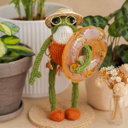 Swimsuit Knitting Pattern for Knitted Frog (PDF)