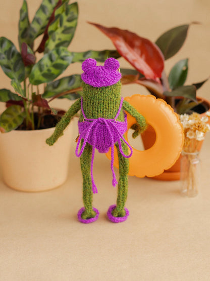 Miss Purple Swimmy Frog