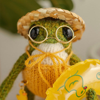 Swimsuit Knitting Pattern for Knitted Frog (PDF)