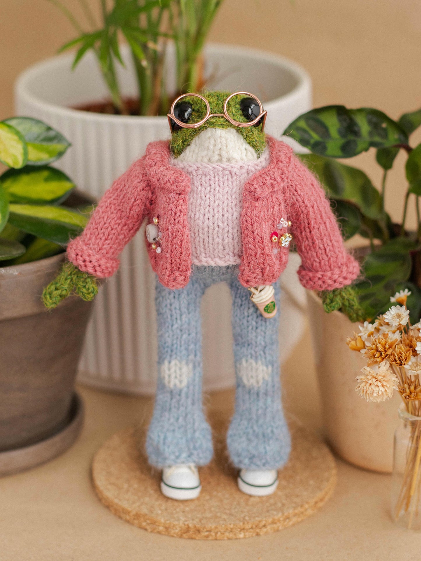 Mr. Pink Retro Frog