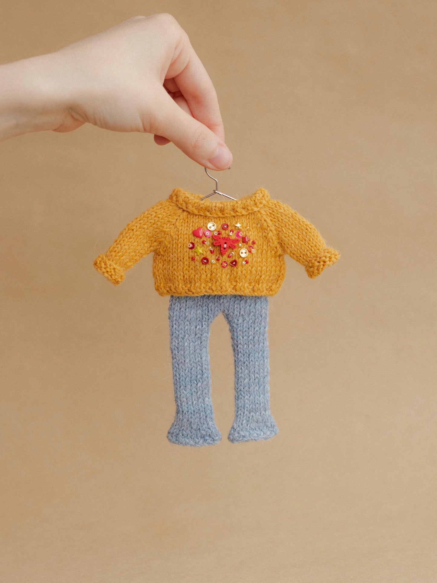 Mr. Sunny Retro Outfit