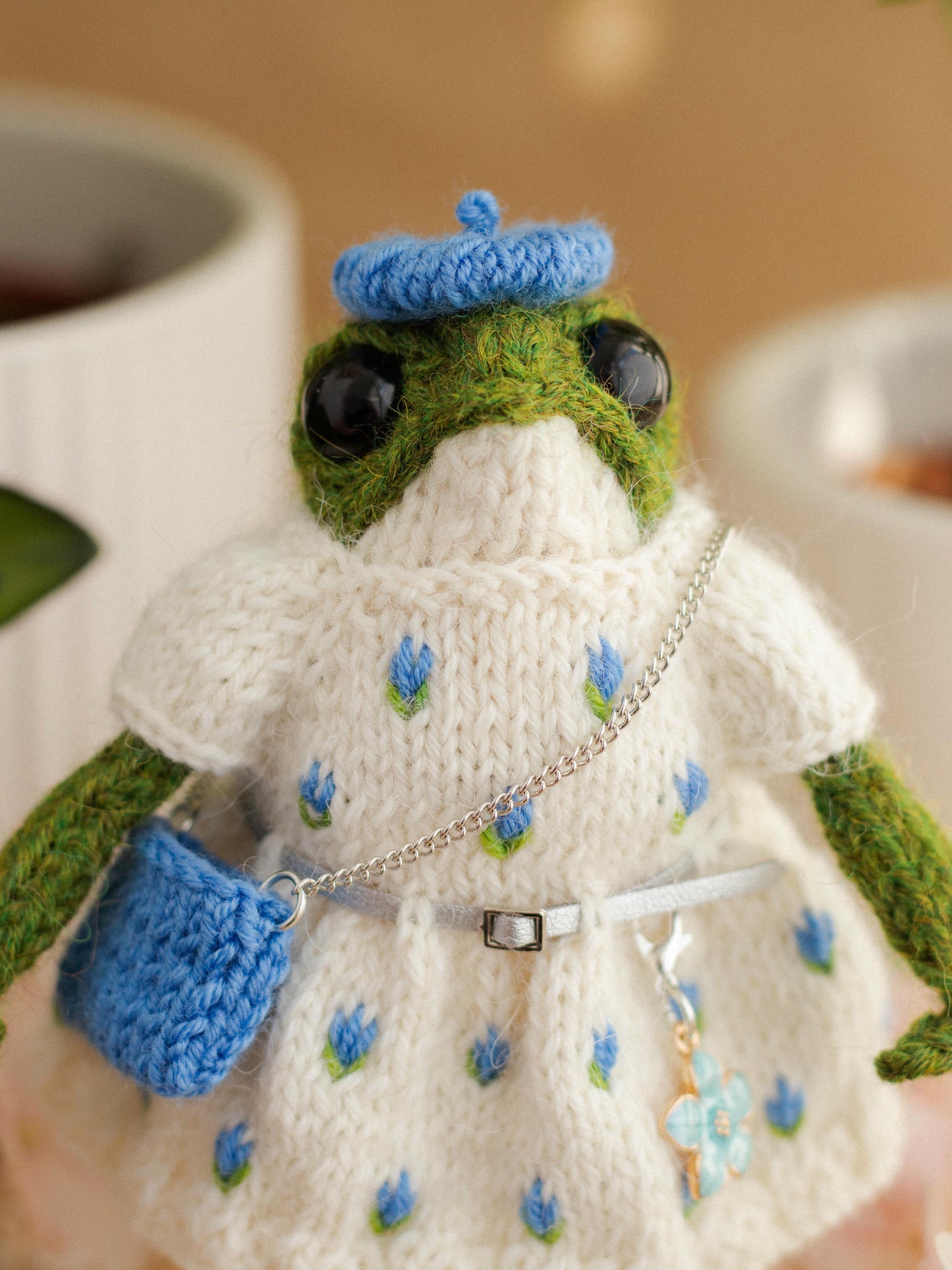 Miss Forget-me-not Frog