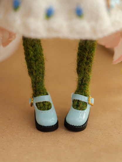 Miss Forget-me-not Frog