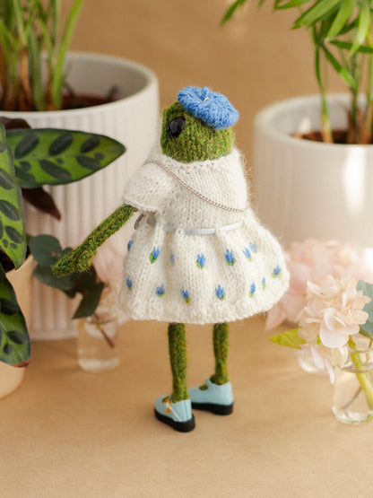 Froggy Miss Forget-me-not Outfit