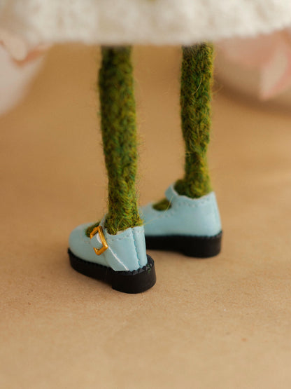 Miss Forget-me-not Frog