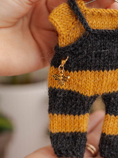 Froggy Bumblebee Outfit