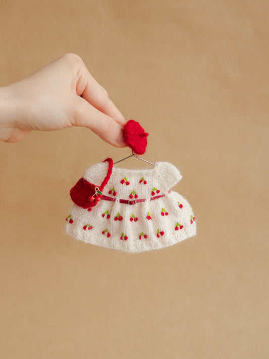 Miss PrimCherry Outfit